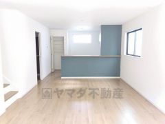 キッチンから会話が弾みそうなダイニングです。お友達や親せきをお招きするのも楽しみになりますね＾＾