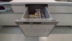 炊事時間を大幅に短縮できる食器洗浄乾燥機付き＾＾食器を洗う手間が減るので家族とのコミュニケーションの時間や自分の時間が増えますね。