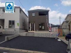 リビングと和室を合わせて25帖＾＾吹抜けと2面採光で明るいお家です＾＾