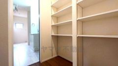 同仕様写真。バスルーム収納も充実しています＾＾