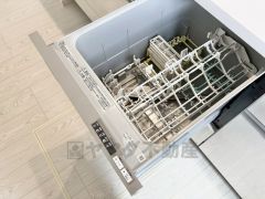 炊事時間を大幅に短縮できる食器洗浄乾燥機付き＾＾
