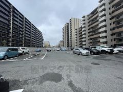 駐車場。空き状況はお問い合わせ下さい＾＾