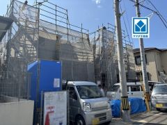 福岡市内や糸島方面へのアクセスに便利な202号線から一本入った閑静な住宅街＾＾