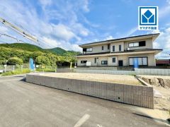 地下鉄七隈線「梅林」駅まで徒歩約9分。毎日の通勤・通学にも便利な立地です＾＾