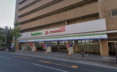 ファミリーマート　ドラッグイレブン別府