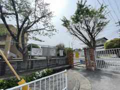堤丘小学校