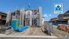 小学校が徒歩5分以内。通学の負担が少なく、お子様も安心して通える環境