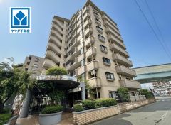角部屋　南東向き　二面採光で明るいLDKが魅力のリノベーションマンション　快適な設備が整い、新生活を気持ちよく始められます。