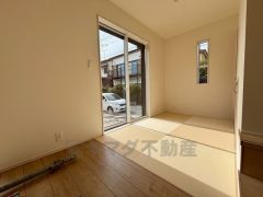 リビングの続きには和室も用意しています。