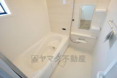 一日の疲れを癒すバスルーム。