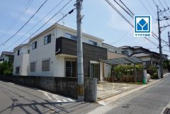 2013年築4LDK。南東角地。日当たり良好です＾＾