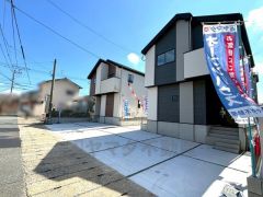 北側公道：約6.3ｍ～6.7ｍ