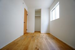 同仕様写真。現況と異なる場合は現況を優先します。居室としてももちろん、収納や書斎、お子様のプレイスペースにも＾＾