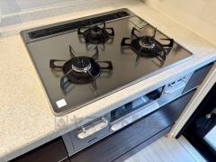 3種類の料理が同時に調理できる、3口ガスコンロです＾＾