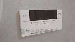 お湯張り、追い炊きが楽々操作できる給湯機リモコン。