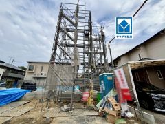 愛宕浜小学校徒歩4分　お子様の通学も安心ですね