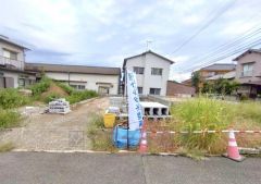 カースペースは並列2台分確保