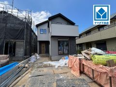西鉄バス「唐木」まで徒歩4分（約320ｍ）　毎日の通勤・通学にも便利な立地です。