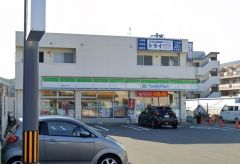 ファミリーマート　福岡上山門