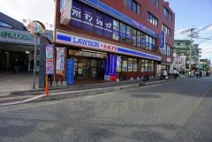 ローソン　井尻駅前店