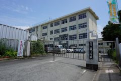 堤小学校