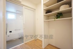 脱衣スペースも広々と確保されていて嬉しいですね＾＾