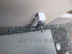 お車の洗車や外壁のお掃除をする際に便利な外水栓。