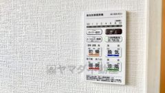 浴室暖房乾燥機には、暖房、乾燥、涼風、換気の4つの機能が付いています。タイマー付きです。換気・雨の日の洗濯も安心です＾＾