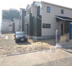 奥：1号棟、中央：2号棟、手前：3号棟。