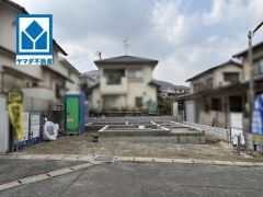 現地（2026年1月）撮影 西区野方に限定1棟。 品質が高く外観としても魅力的なデザイン＾＾一建設の「リーブルガーデン」シリーズです。