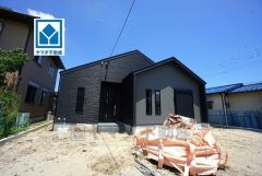 平屋建て＾＾敷地面積約80坪＾＾