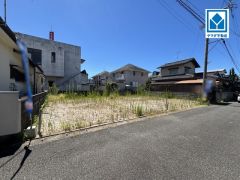 スーパーやコンビニなども近く周辺環境充実。快適でゆとりのある生活空間で新生活を始めましょう＾＾