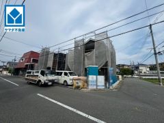 スーパーやコンビニなども近く周辺環境充実。快適でゆとりのある生活空間で新生活を始めましょう＾＾