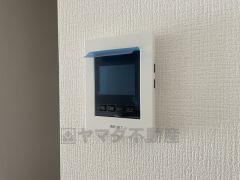 防犯性、セキュリティ対策に安心できるテレビモニター付きインターフォン