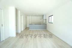 キッチンから会話が弾みそうなダイニングです。お友達や親せきをお招きするのも楽しみになりますね＾＾