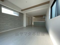 家族が集まる開放的なリビング。思い思いの時間を過ごしたり、家族みんなで食事をしたり、素敵な団らんの場になりますね＾＾