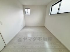 居室としてももちろん、収納や書斎、お子様のプレイスペースにも＾＾使い勝手が良さそうです＾＾