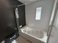 1日の疲れを癒すくつろぎのバスルーム。