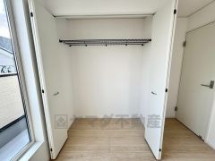 全居室収納付きです。