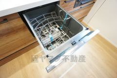 炊事時間を大幅に短縮できる食器洗浄乾燥機付き＾＾