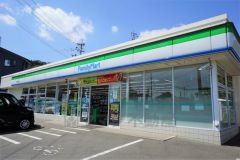ファミリーマート　唐津菜畑