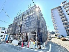 北側約5.1～5.2ｍ公道、西側約4.0ｍ公道 大型車の通行が少なく、騒音や振動が少ないので静かで快適な生活を送れます。