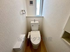 ウォシュレット付きトイレです。