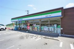 ファミリーマート　福岡早良二丁目まで徒歩24分