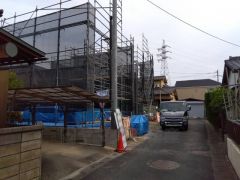 現地（2025年5月）撮影。 前面道路：（西側）約4ｍ。