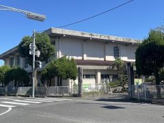 春日小学校