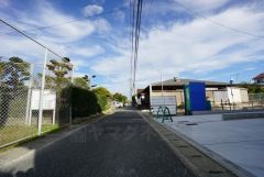住人以外の車の進入も少なく、小さなお子様を持つご家庭にも安心です。