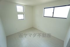 クローゼット付きなので、すっきりと整理整頓でき気持ちよく過ごせますね＾＾