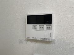 おいだき機能つきなのでお風呂に入る時間が異なるご家庭には嬉しいですね。ボタン一つで快適で便利な生活が＾＾