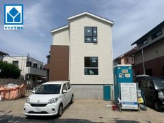 2号棟 LDKは18.66帖。全室収納付き。 カースペースは2台分です＾＾